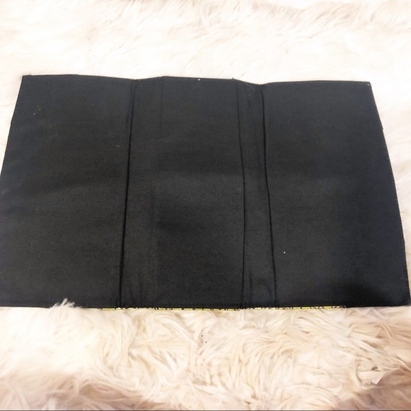 Miche Green Embossed Snakeskin Outside Shell of Bag Size Small - Picture 6 of 6